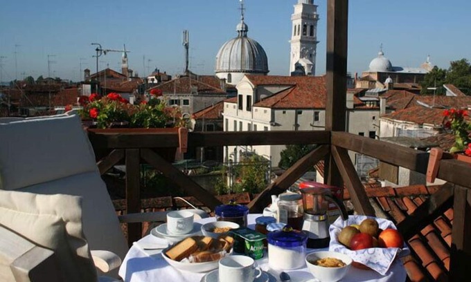 Castello House | Casa del Sole Bed & Breakfast - Panoramic loft in Venice city center