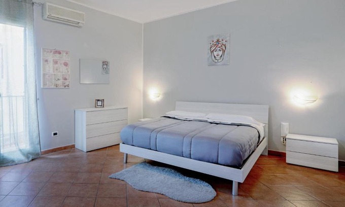 Centro Storico Apartment | Casa di Molly Cozy Apartment near Via Roma