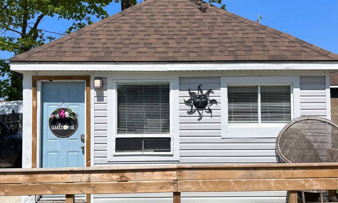 Wasaga Beach Cottage | Casa Di Nonna, Wasaga Beach