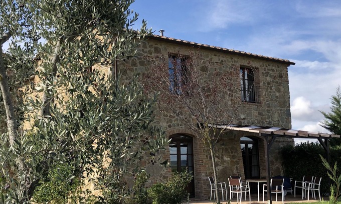 Bollano House | Casa di Sotto, Podere Ampella: a beautiful holiday house in the heart of Tuscany