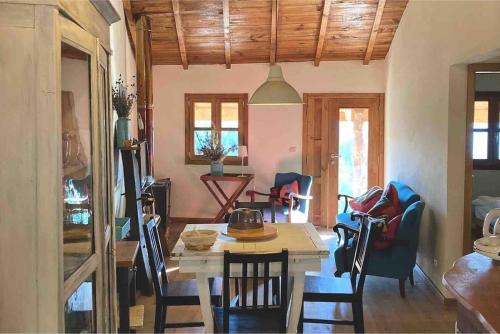 Vinhais House | Casa dos Figos in Palas Paradise Retreat