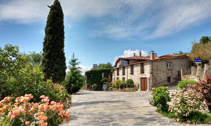 Panton House | Casa dos Muros turismo rural y actividades en la Ribeira Sacra