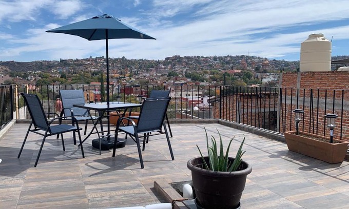 Colonia San Raphael Apartment | Casa El Arte de Frida