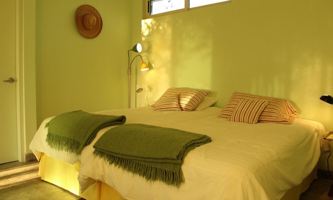Todos Santos House | Casa El Patio ...chill-out in a cozy patio near the ocean!