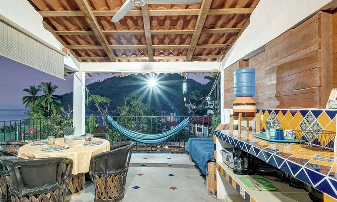 Yelapa Villa | Casa Elizabeth Group Accommodation