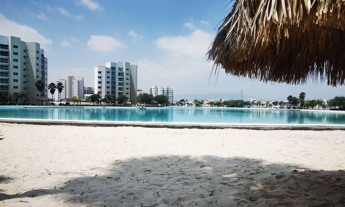 Apodaca House | Casa en Dream Lagoon, con Alberca y Regaderas, a 15 min del Aeropuerto