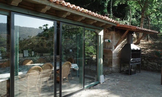 Chantada House | Casa Escondida Aveiga