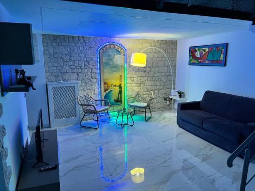 Quartieri Spagnoli Apartment | casa esmeralda