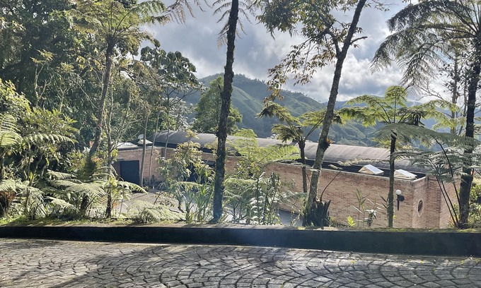 Retiro Villa | CASA FINCA BOSQUE DE FIZEBAD