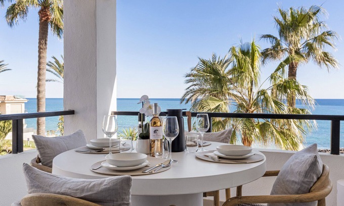 La Cala de Mijas Apartment | Casa Flamingos – 2 Bed Beachside Escape in Mijas!