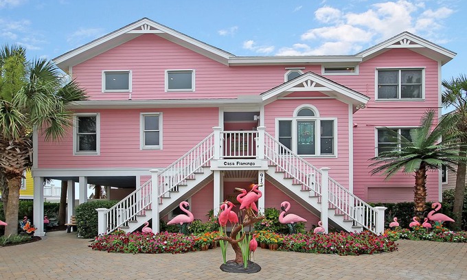Isle of Palms House | Casa Flamingo - Oceanfront, 8 Bds., Private Pool and Hot tub, Gorgeous Views!