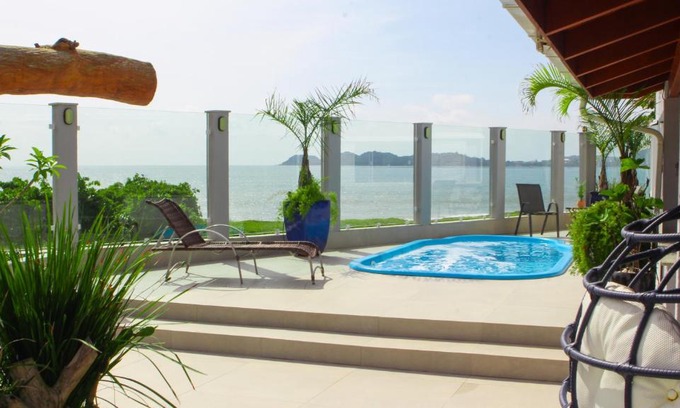 Penha House | Casa frente mar - Penha/SC
