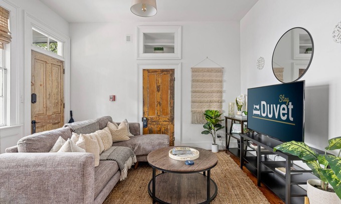 Cannonborough Elliotborough Apartment | Casa Fuego - C: Steps to Dining & Cocktails