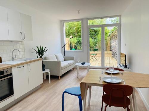 Angers Apartment | Casa Gardot