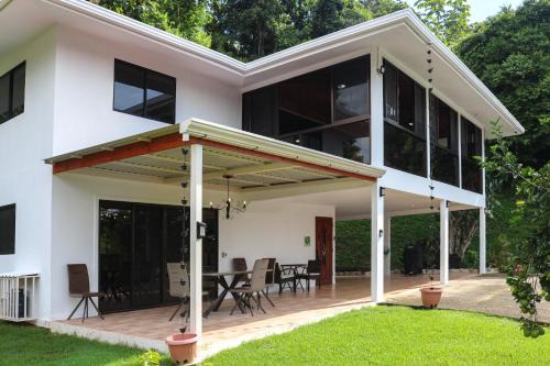 Lagunas de Baru House | Casa Garrobo