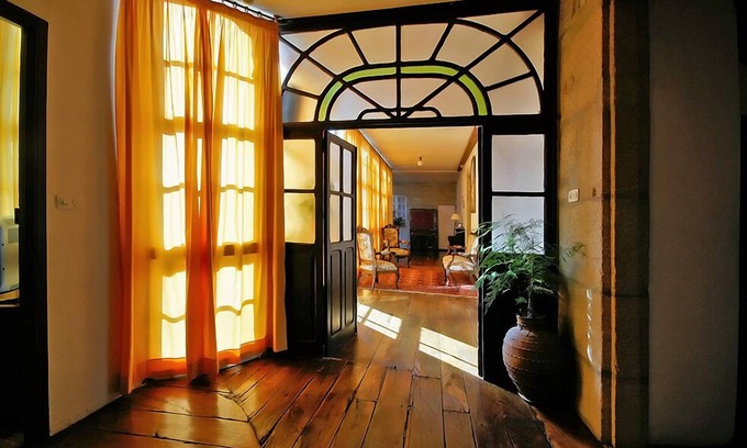 Puebla de Trives Bed & Breakfast | Casa Grande de Trives
