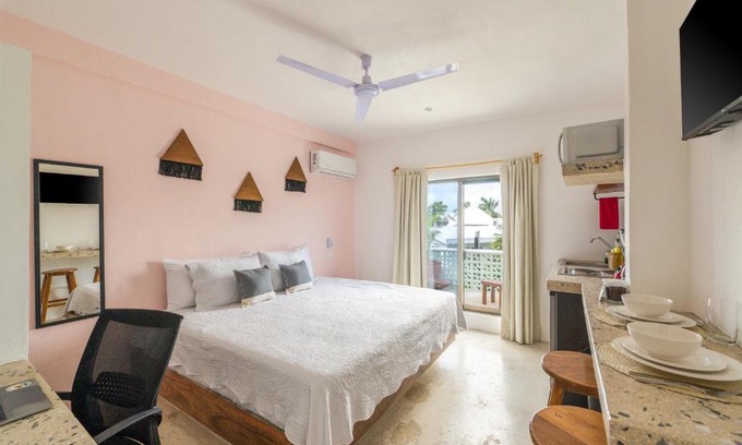 Downtown Cancun Apartment | Casa Ikal