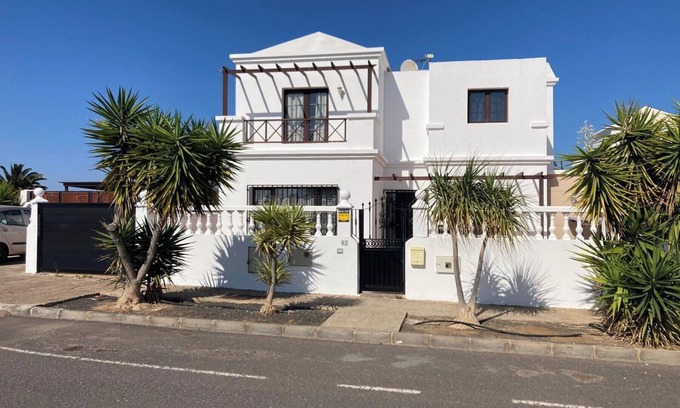Matagorda Villa | Casa Kari Amapola - Luxury Villa in Matagorda