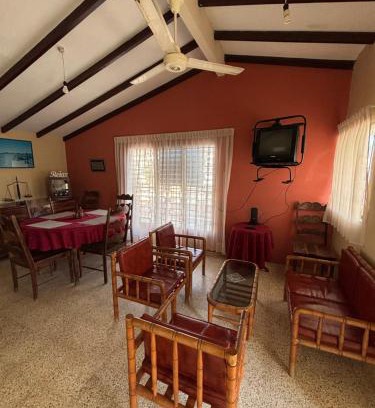 Salinas House | Casa La Marina Salinas Beach