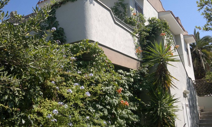 Baia Verde Villa | CASA LILLY, House for rent a few meters from the sea of Gallipoli