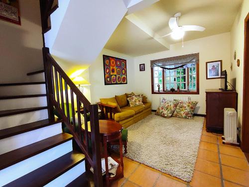 Canela House | Casa Linda 3 Quartos no Condomínio Lage de Pedra
