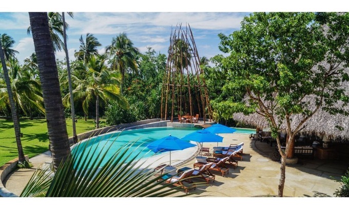 Acapulco de Juarez Municipality House | Casa Los Cocoteros Acapulco / A 4 Bedroom Lagoon House for 14-18 guests.
