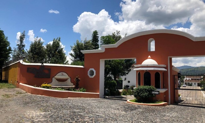 San Juan del Obispo House | Casa Los Primos # 70