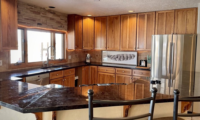 Durango House | Casa Luna, Gather at our Ranch! 15 min from Downtown Durango