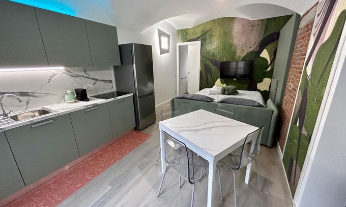 Vanchiglia Apartment | CASA LUNA IN GIULIA DI BAROLO