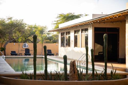Salina Cruz Hotel | Casa Majeva Punta Conejo