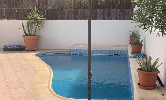 Complejo turistico Amarilla Golf House | Casa Maravilla Stunning and Bright holiday retreat with private pool and views