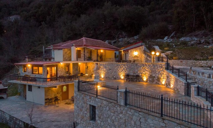North Tzoumerka Apartment | Casa Margarita cozy & peaceful stay in Tzoumerka