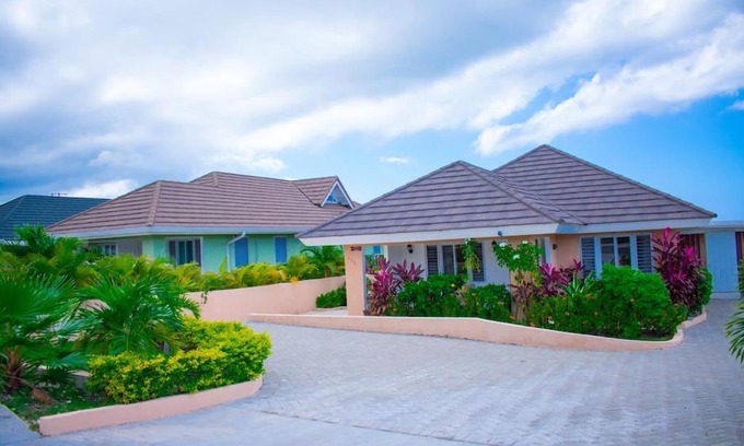 Ocho Rios Apartment | Casa Maurice Ocho Rios Villa