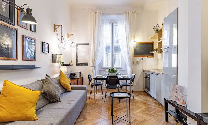 Zona Farini Apartment | Casa Menabrea - 1 min dalla metro