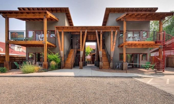 Moab Condo | Casa Moab Casita #1 * Downtown Moab Walk to Shops * Outdoor Sauna * 5 Casitas