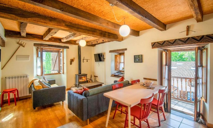 Saragueta Apartment | Casa Monaut, acogedores apartamentos a los pies de la selva de Irati