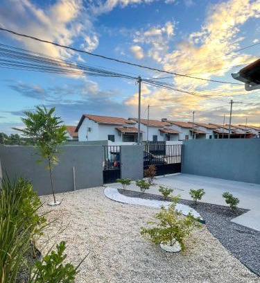 Castanhal House | Casa na Av Principal, 1 quarto, Mesa de escritório e Garagem