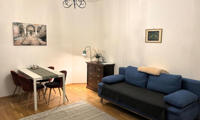 Brigittenau Apartment | Casa Nostra - Ruhige Stadtwohnung mit Balkon