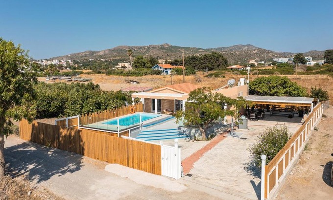 Gennadi Villa | CASA OLIVE GENNADI
