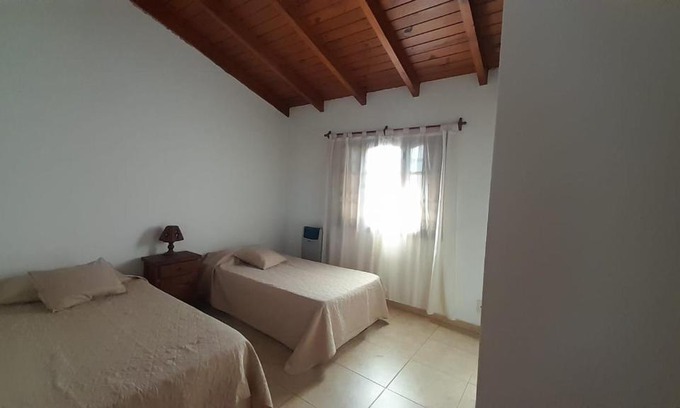 La Falda House | Casa Oro y miel