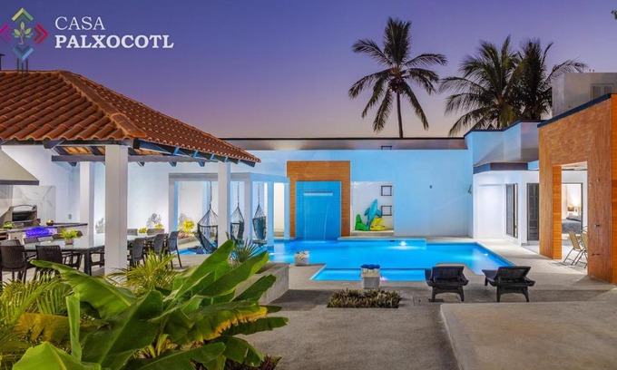 Bucerias House | Casa Palxocotl con Alberca Privada y Cancha Privada