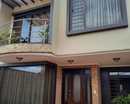El Vecino Apartment | Casa parque de la Luz