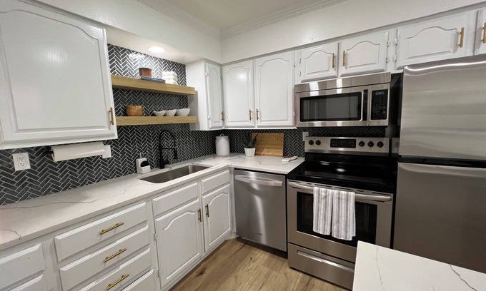 Lewisville House | Casa Pebblebrook 3 BR 1.5 Bath Near Airport
