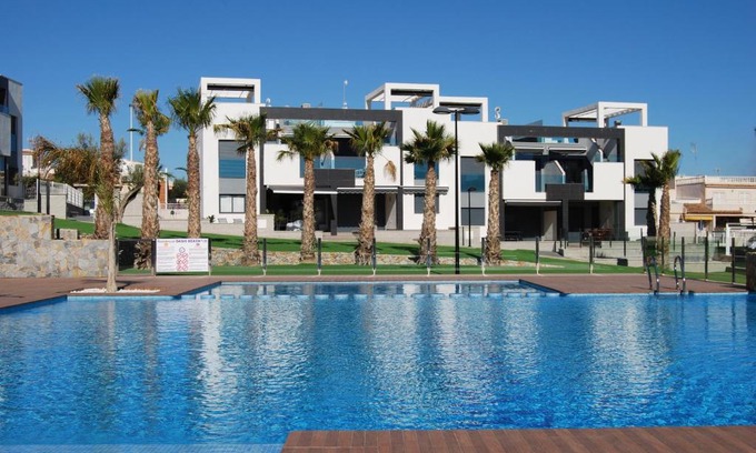 Los Altos House | Casa Punta Prima II