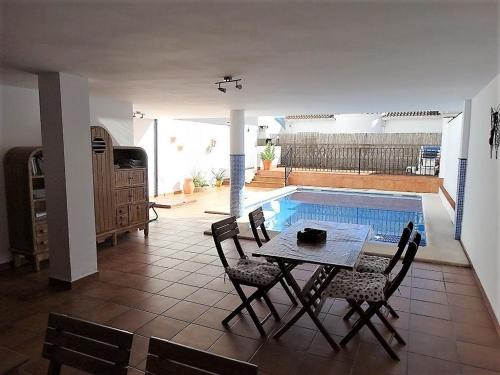 Cortes de la Frontera Apartment | Casa Quercus con piscina privada