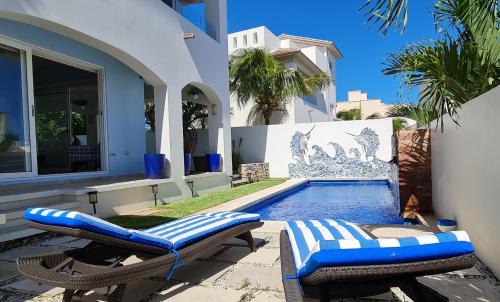 Isla Mujeres Villa | CASA REYES Stunning Rooftop Oceanview