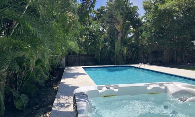 Ojus Villa | Casa Ria Luxury 7BR House & Private Pool