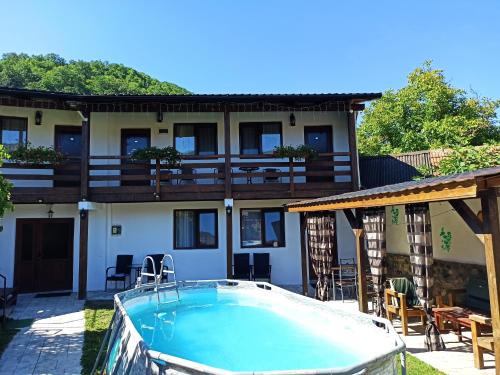 Dubova House | Casa Rodica