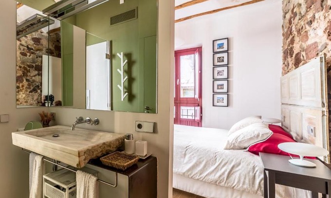 Prades House | Casa Roja