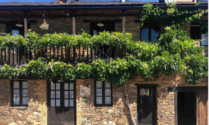 Sorbeda House | Casa rural * El Barreiro. Ideal para familias.